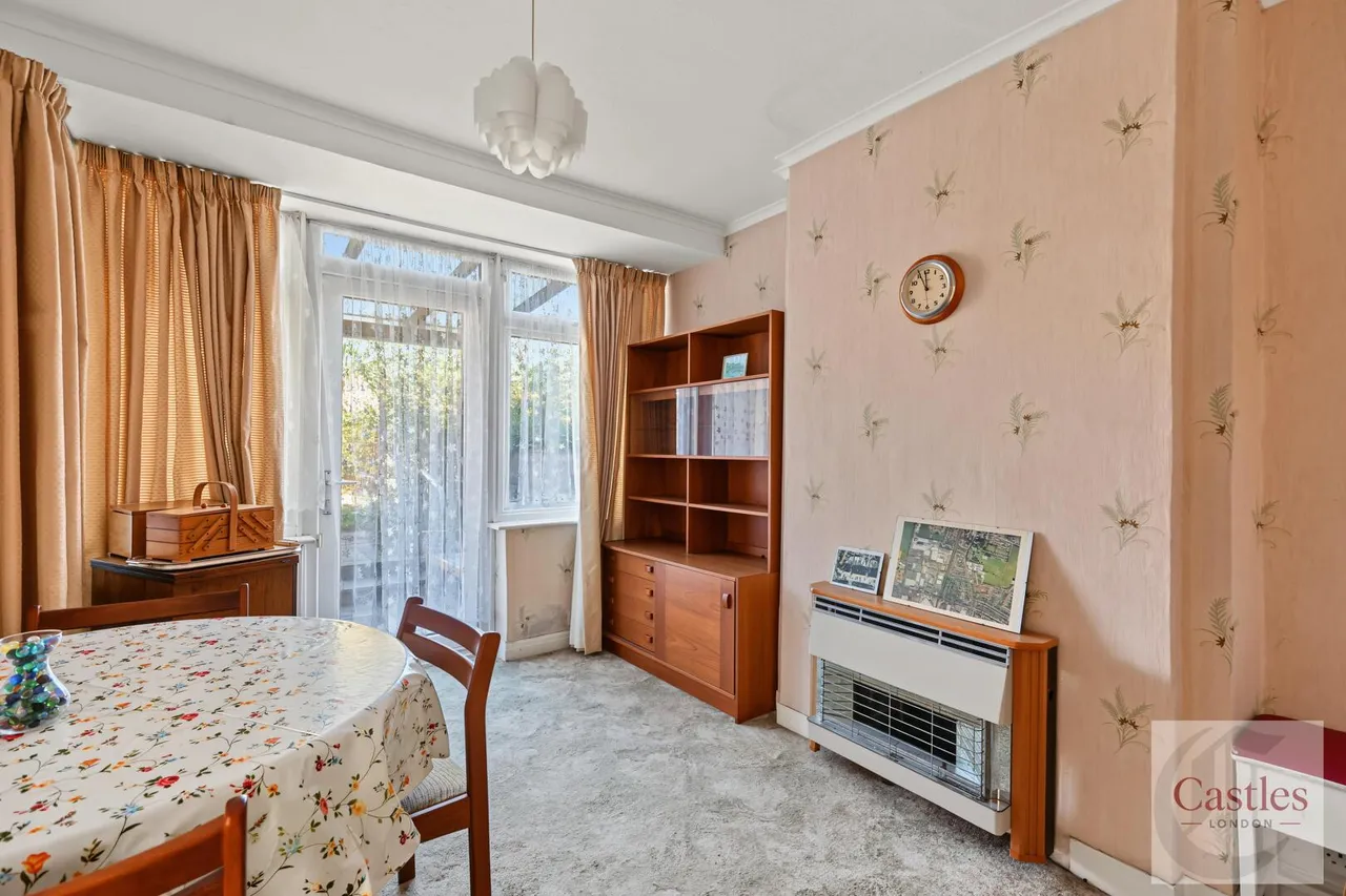 Broadlands Avenue, Enfield, EN3, photo 7