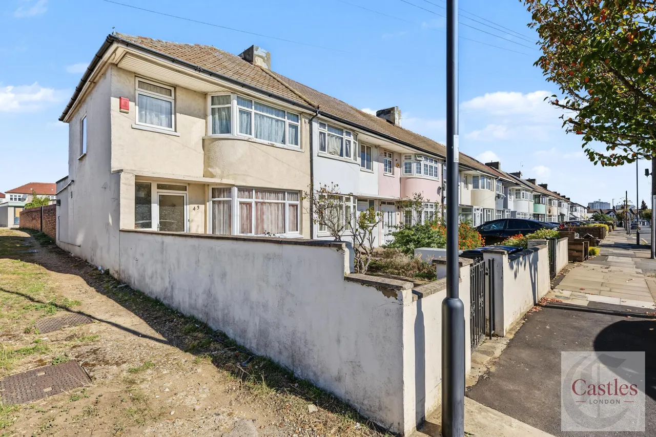 Broadlands Avenue, Enfield, EN3, photo 31