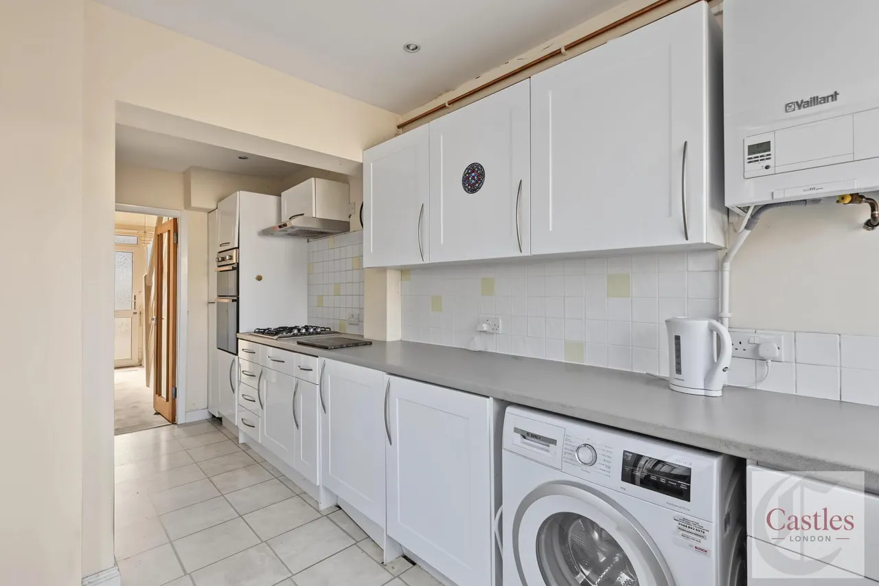 Broadlands Avenue, Enfield, EN3, photo 8
