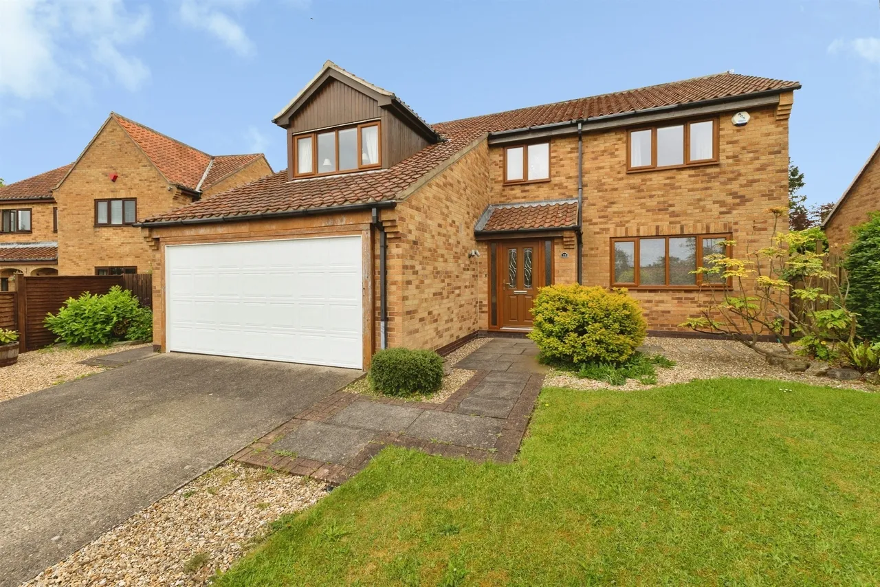 4 bed house for sale — Pine Hill, Coulby Newham, Middlesbrough