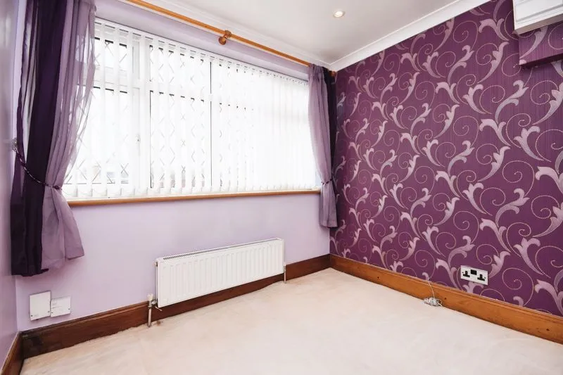 Heideburg Road, Canvey Island SS8 8HB, photo 12