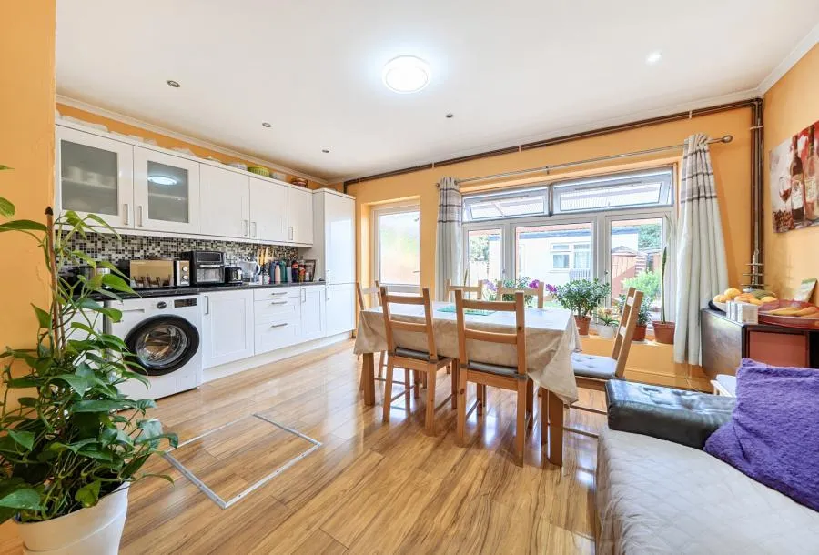 Oldchurch Road, Romford, RM7, photo 2