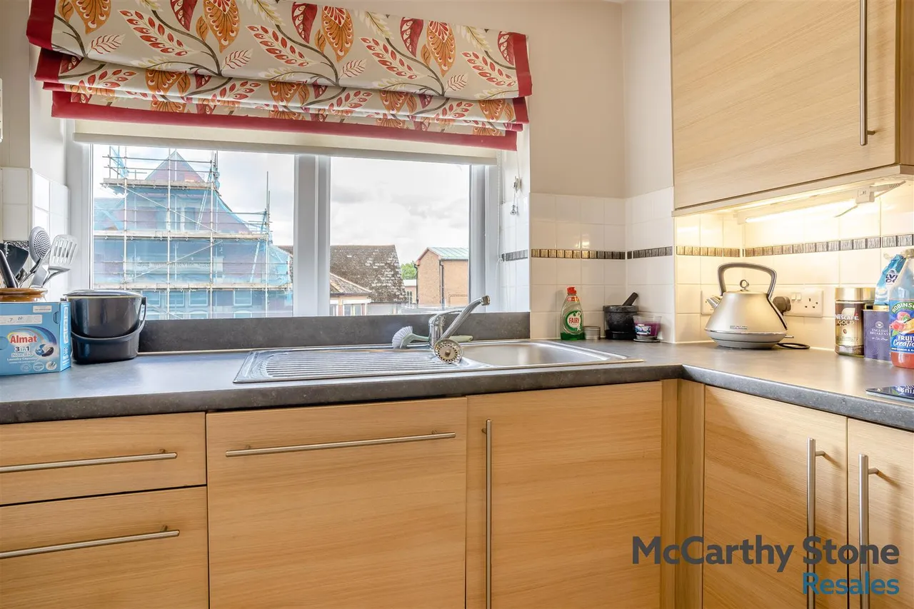 Marlborough Road, Cardiff, CF23, photo 4