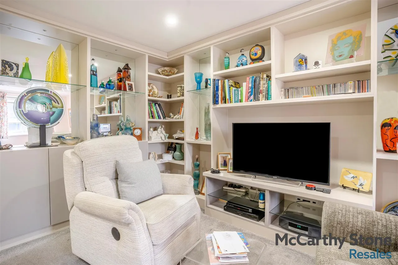 Marlborough Road, Cardiff, CF23, photo 8