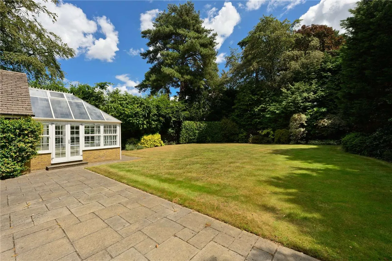 Cavendish Road, Weybridge, KT13, photo 17