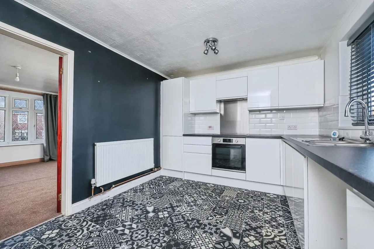 Manor Farm Lane, Clifton, Nottingham, NG11, photo 7