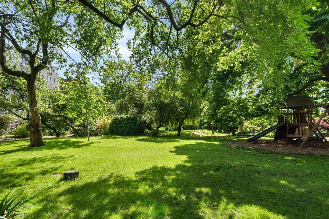 Elgin Crescent, Notting Hill, London, W11 2JE, photo 3
