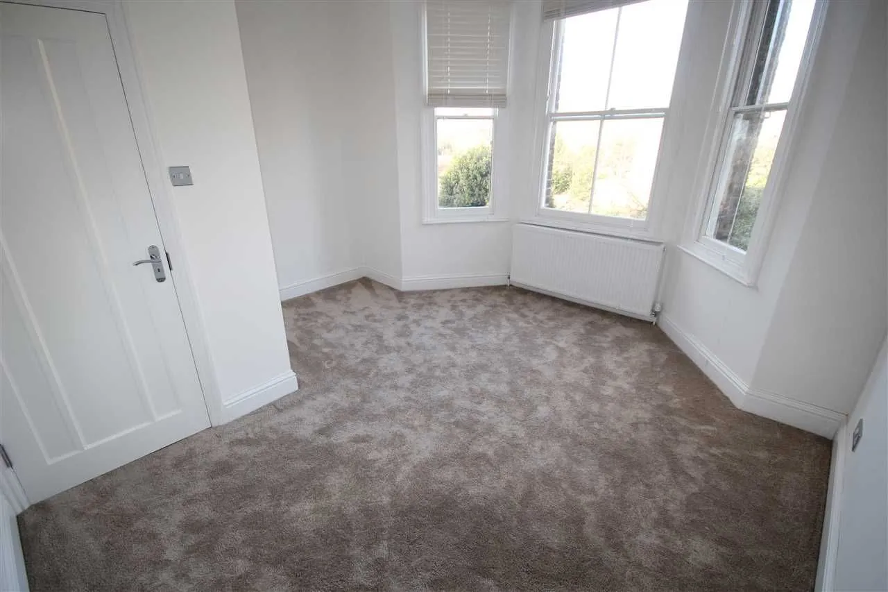 Aboyne, Waldron Road, Harrow, photo 7