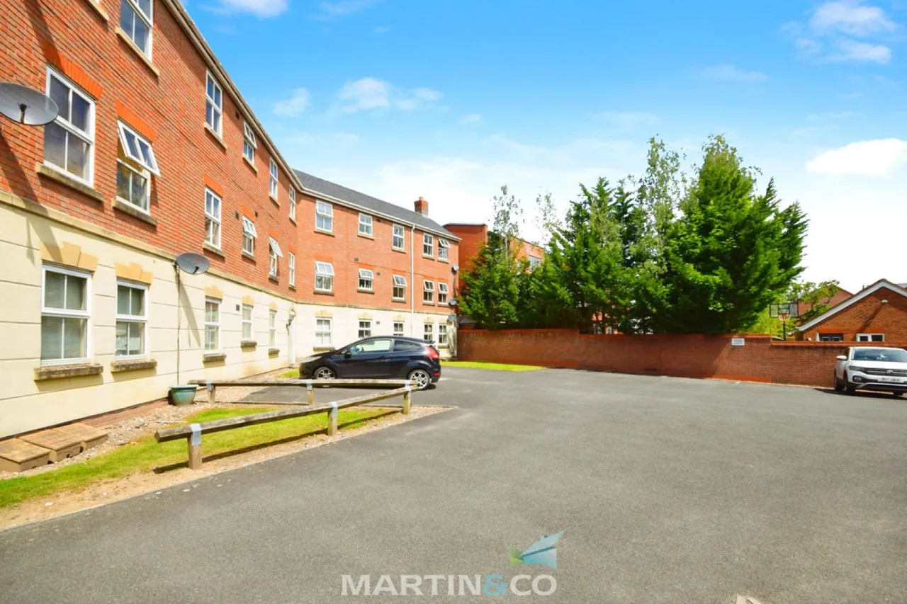 Ascote Lane, Dickens Heath, photo 6