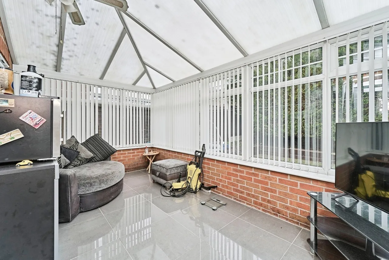 Fernbank Crescent, Walsall, WS5, photo 5