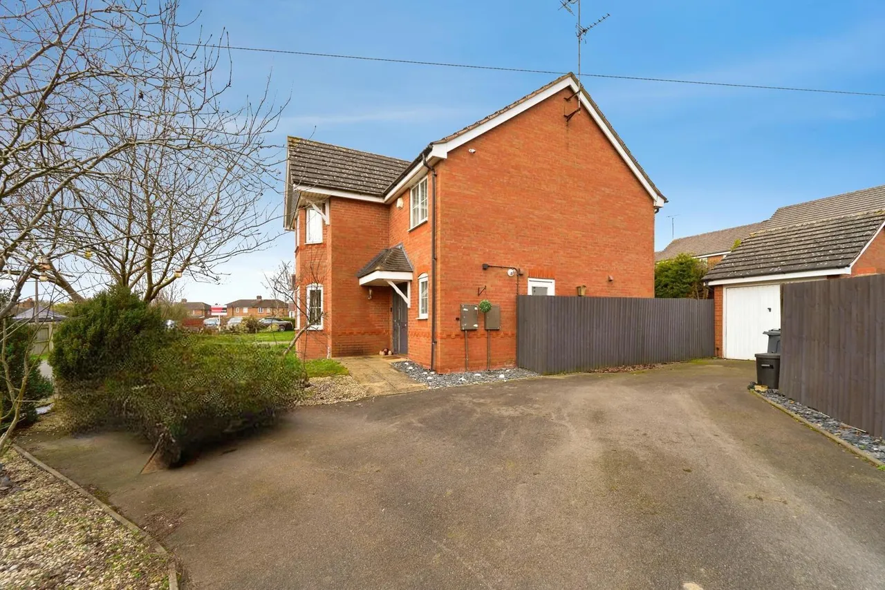 Fernbank Crescent, Walsall, WS5, photo 4
