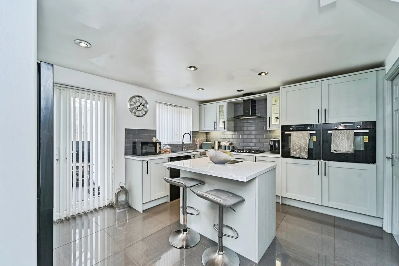 Fernbank Crescent, Walsall, WS5, photo 10