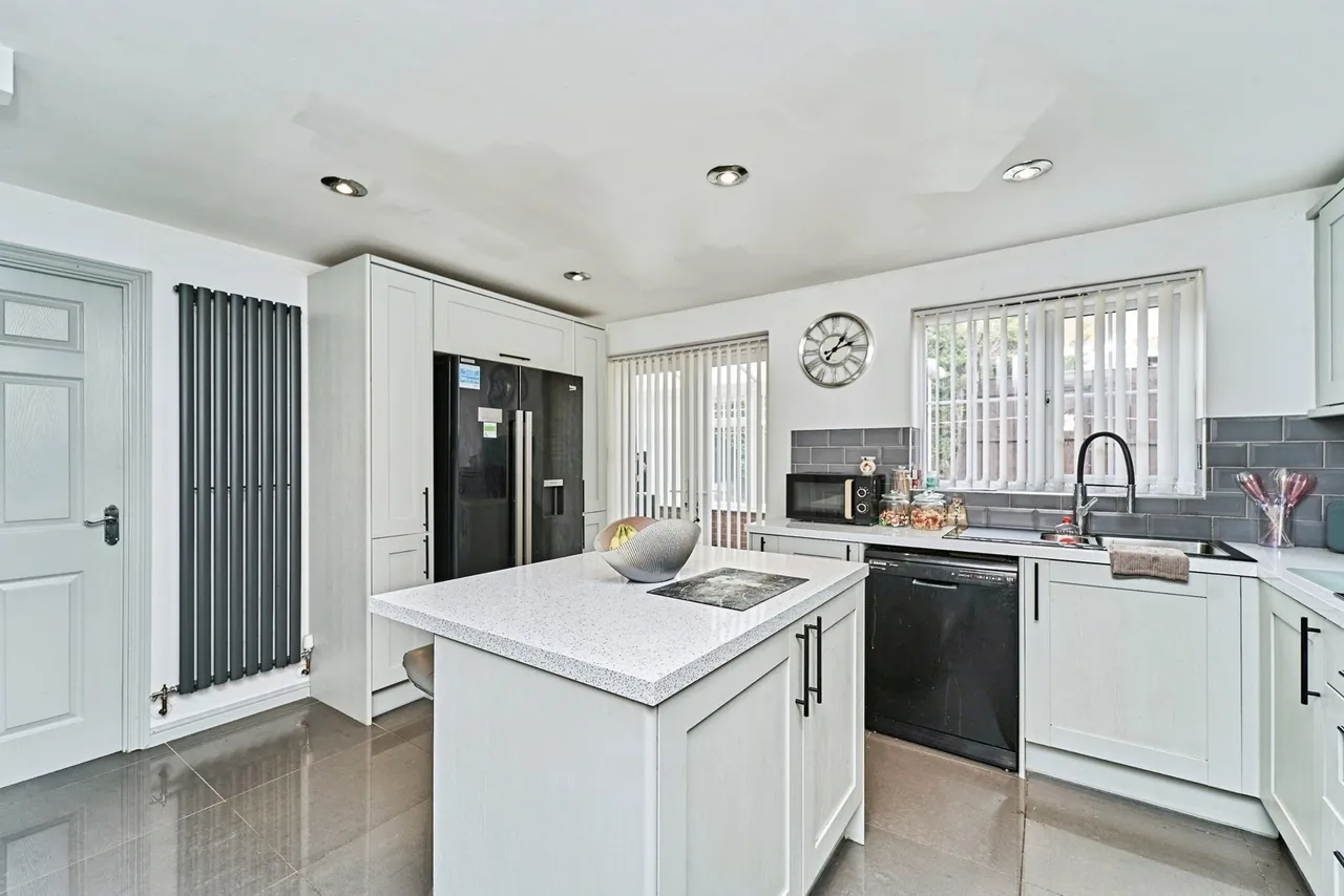Fernbank Crescent, Walsall, WS5, photo 11