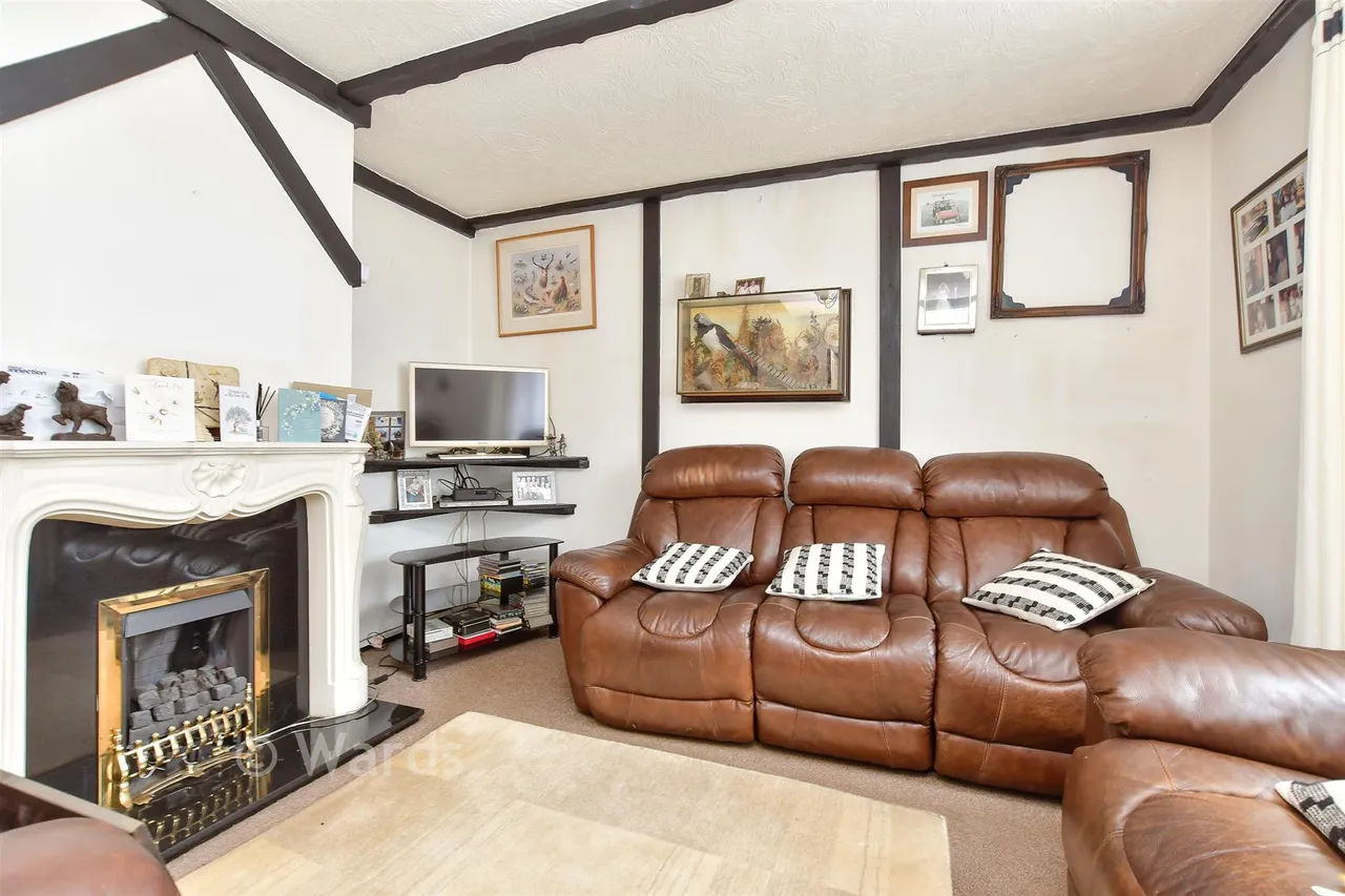 Carnation Road, Strood, ME2, photo 7