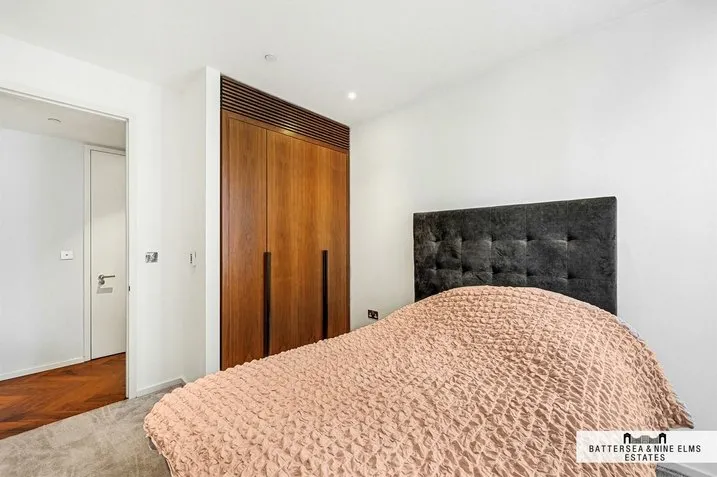 Embassy Gardens, SW11, photo 13