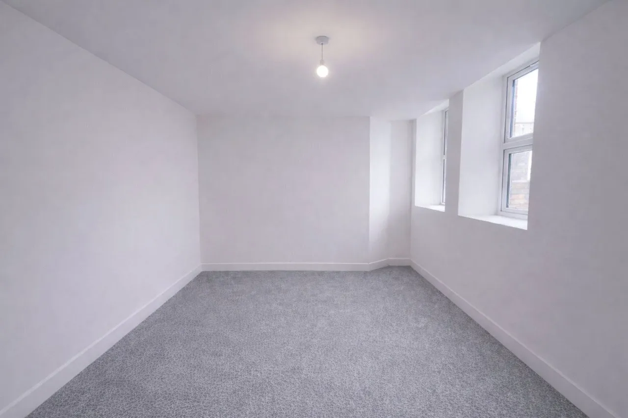 Commercial Street, Newport, NP20, photo 5