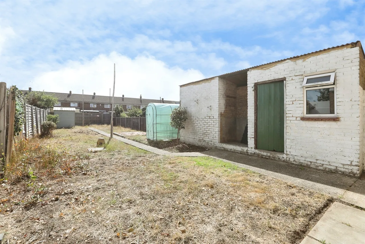 Regis Crescent, Sittingbourne, ME10, photo 19