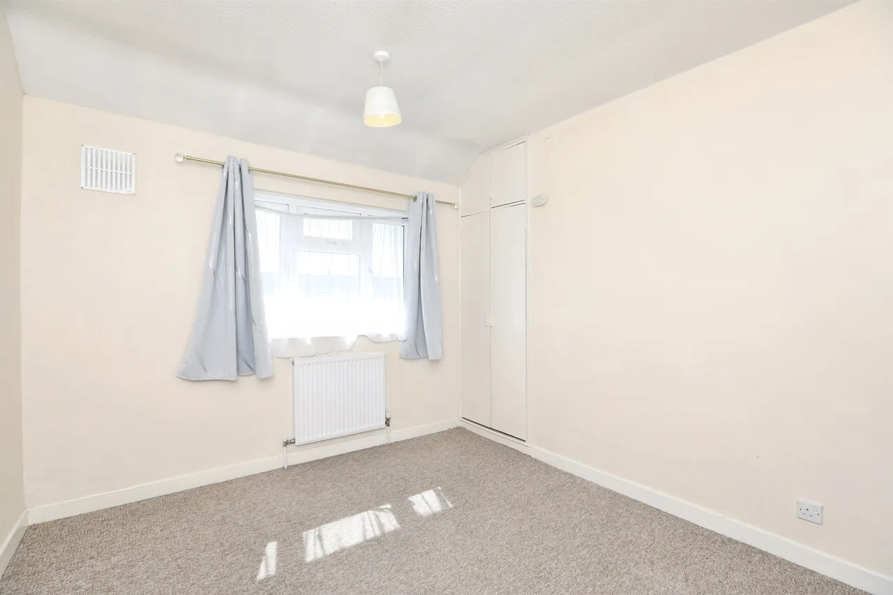 Regis Crescent, Sittingbourne, ME10, photo 11