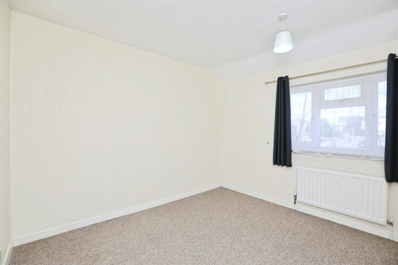 Regis Crescent, Sittingbourne, ME10, photo 14