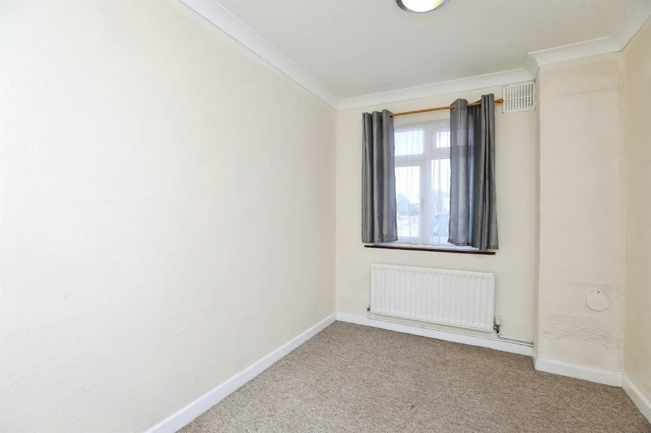 Regis Crescent, Sittingbourne, ME10, photo 9