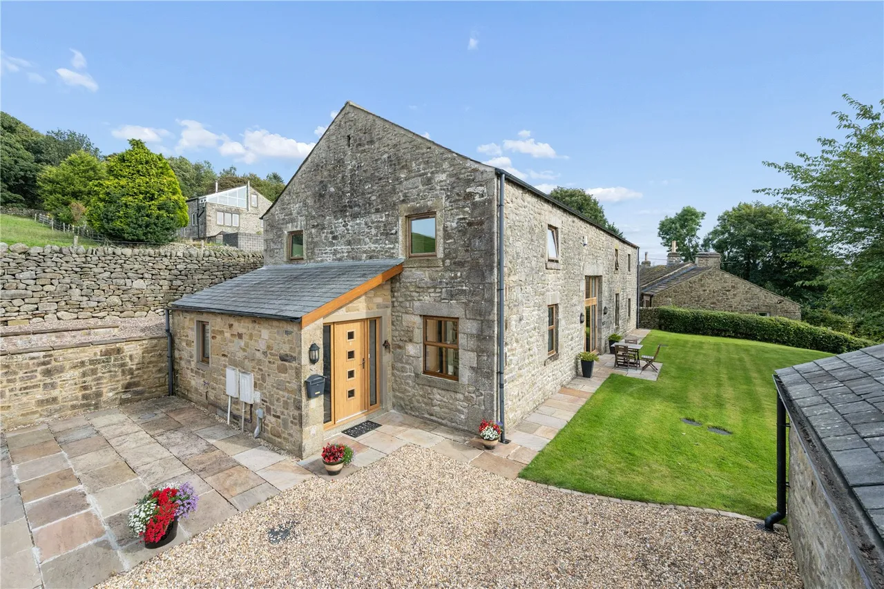 Long Preston, Skipton, photo 2