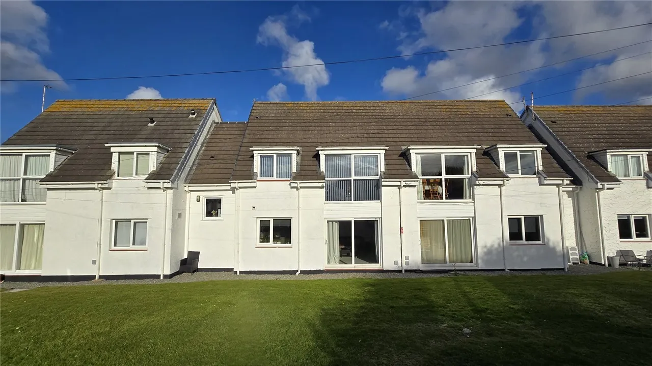 3 bed flat for sale, Isallt Lodge, Trearddur Bay, LL65