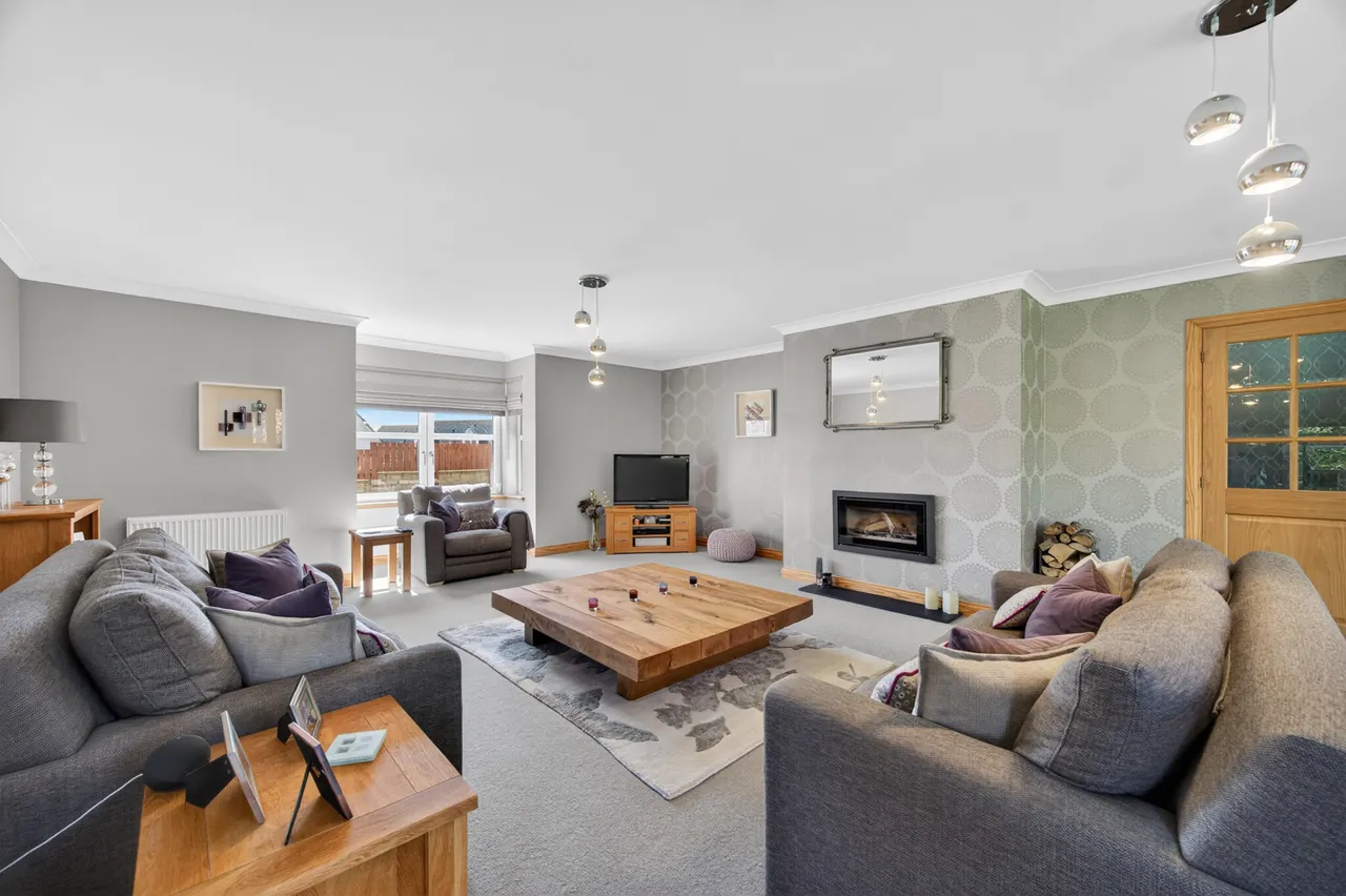 Keirhill Gardens, Westhill, AB32, photo 18