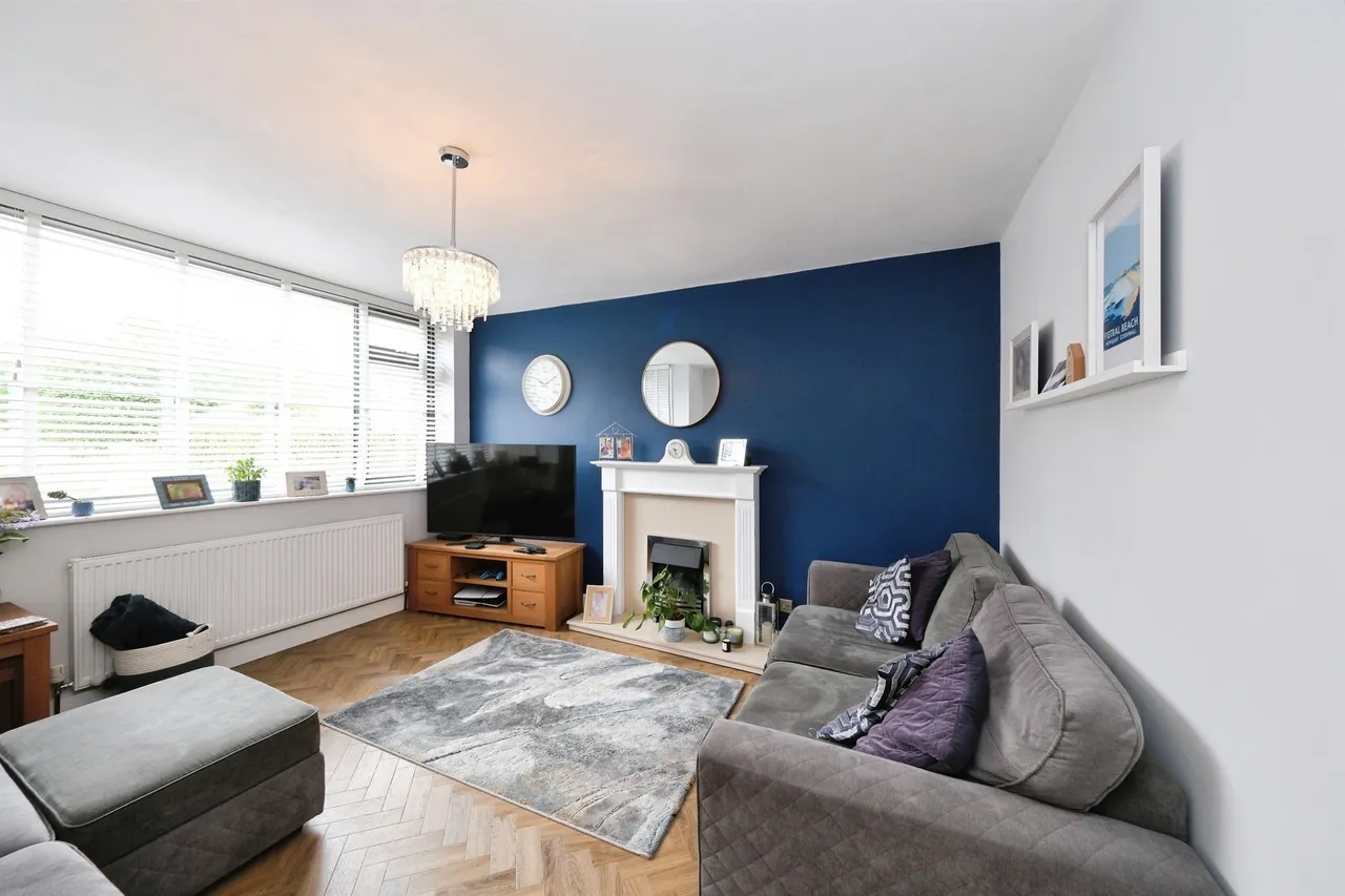 Caldey Road, Dronfield, photo 2