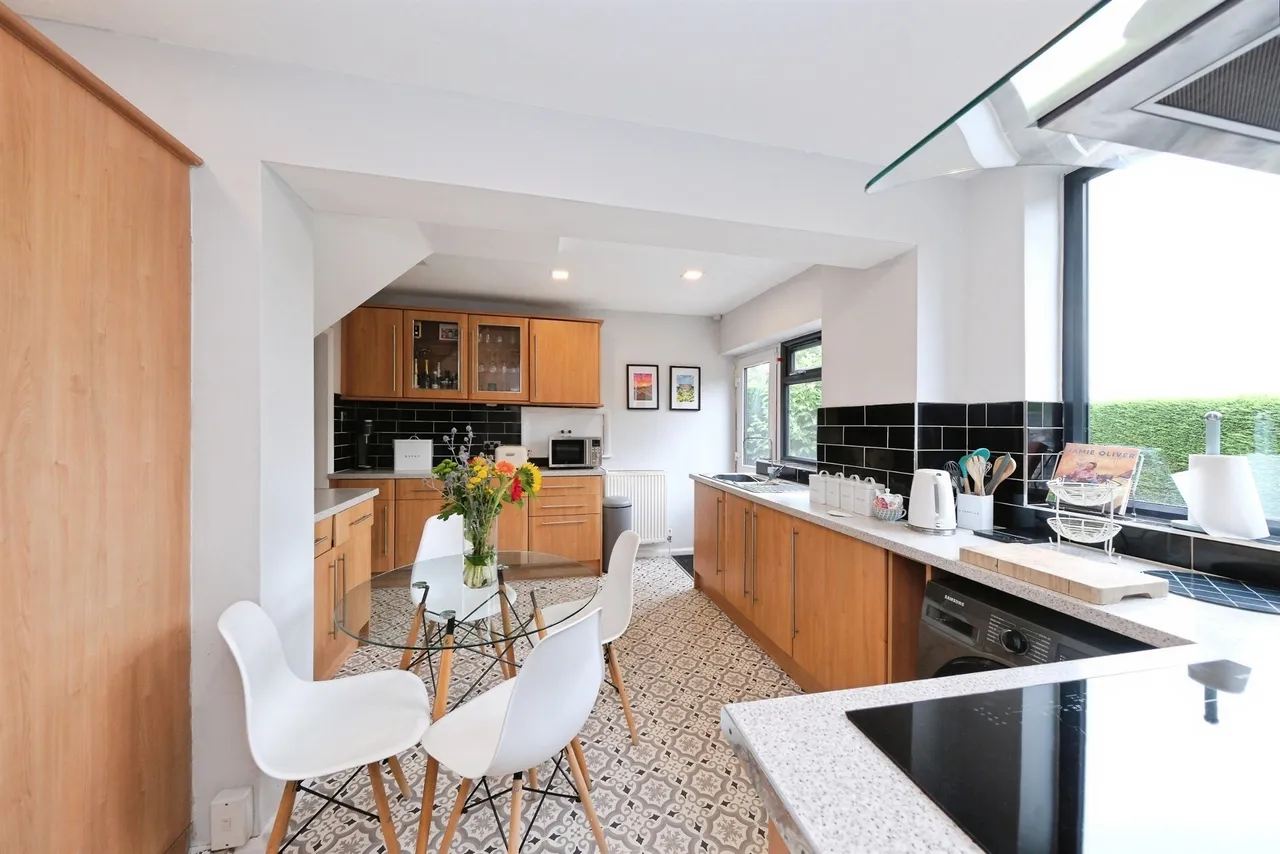 Caldey Road, Dronfield, photo 4