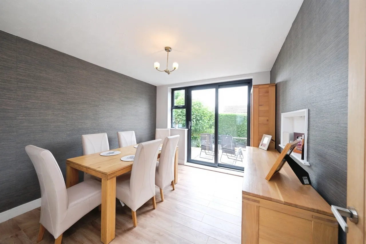 Caldey Road, Dronfield, photo 3