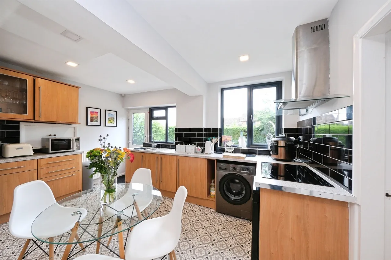 Caldey Road, Dronfield, photo 5