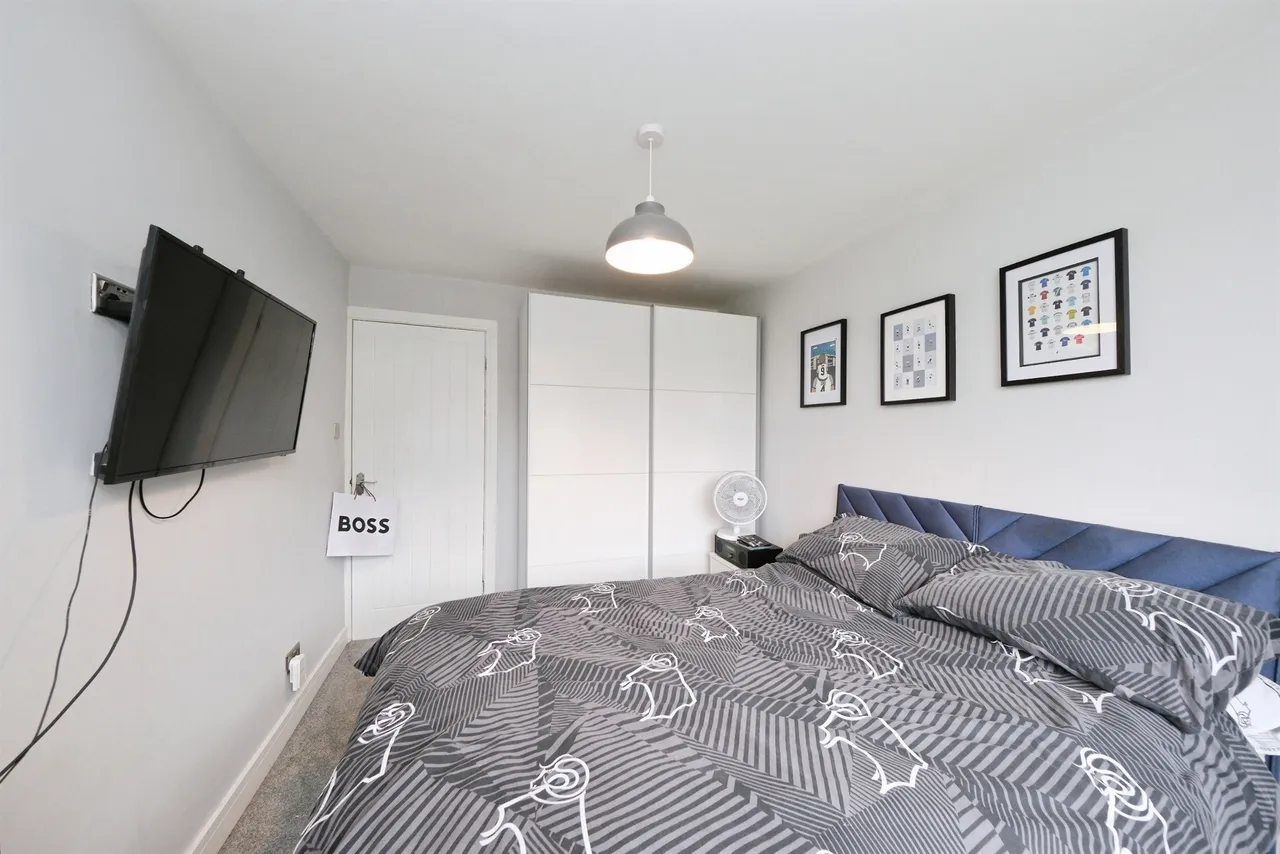 Caldey Road, Dronfield, photo 11