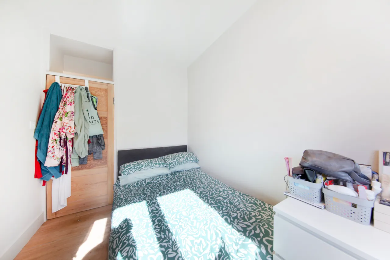 Estella House, Henry Dickens Court, London, W11, photo 8