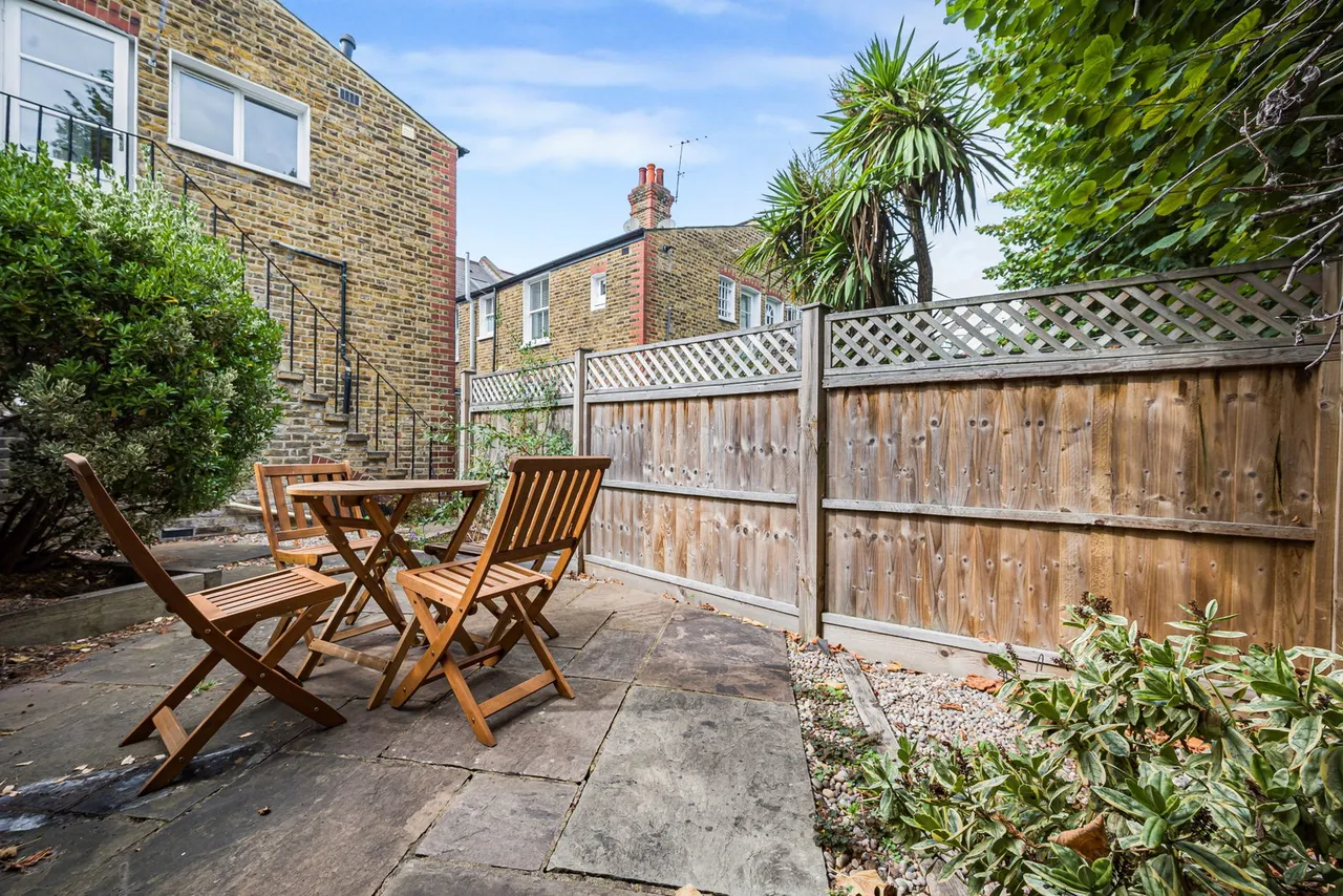 Fieldhouse Road, Balham, photo 19