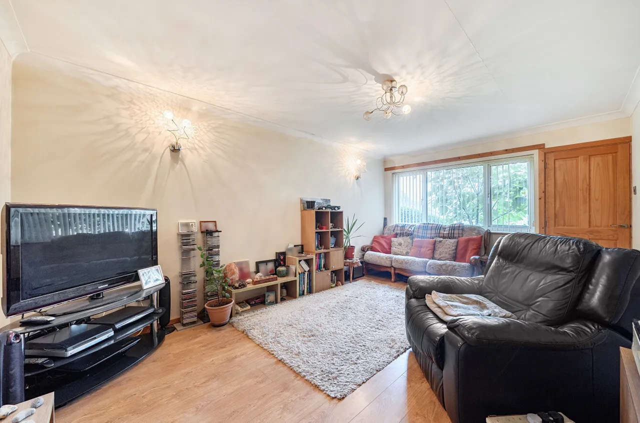 Sycamore Drive, Newtown, photo 6