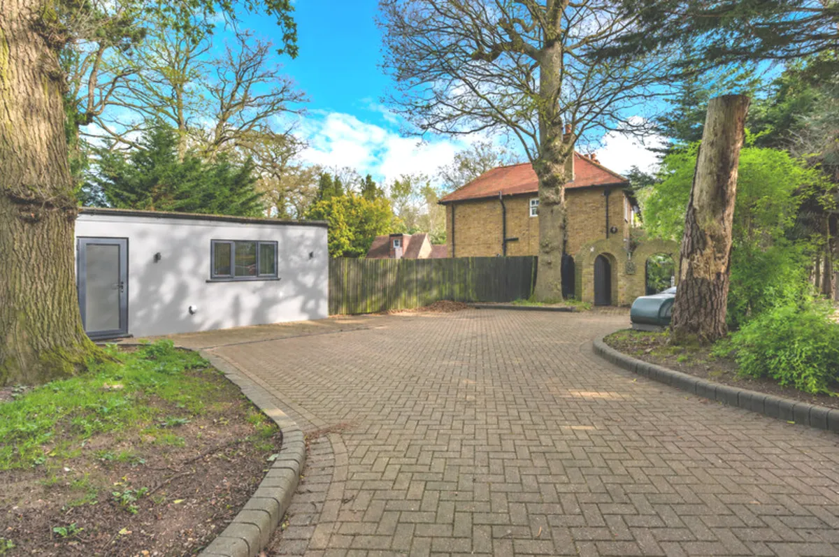 Denham Road, Iver, SL0, photo 8