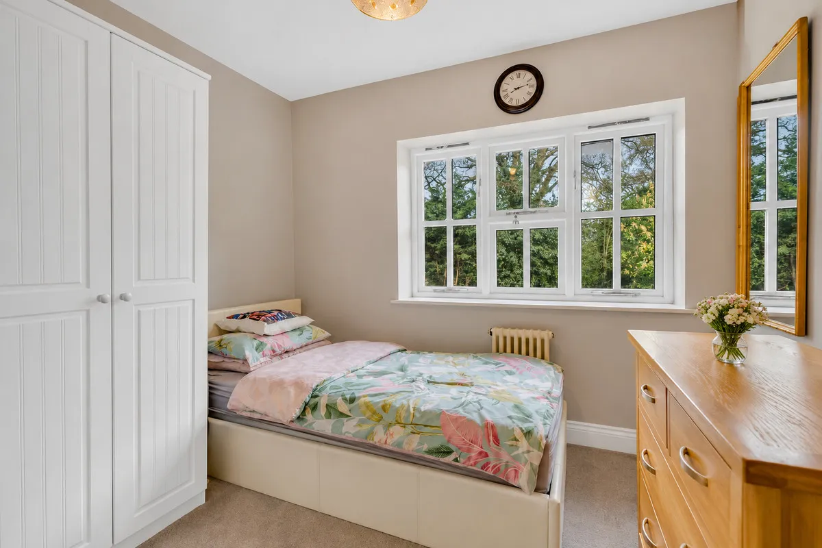 Denham Road, Iver, SL0, photo 12