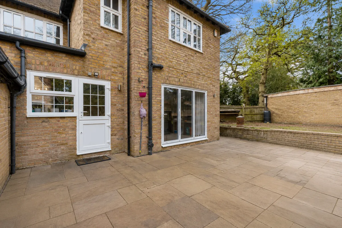 3 bed house for sale, Denham Road, Iver, SL0