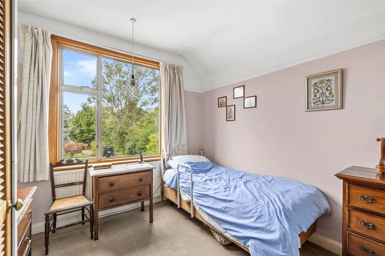 Wensleydale Road, Hampton, TW12, photo 13