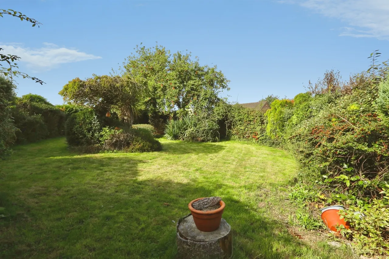 Church Lane, Clarborough, DN22, photo 2