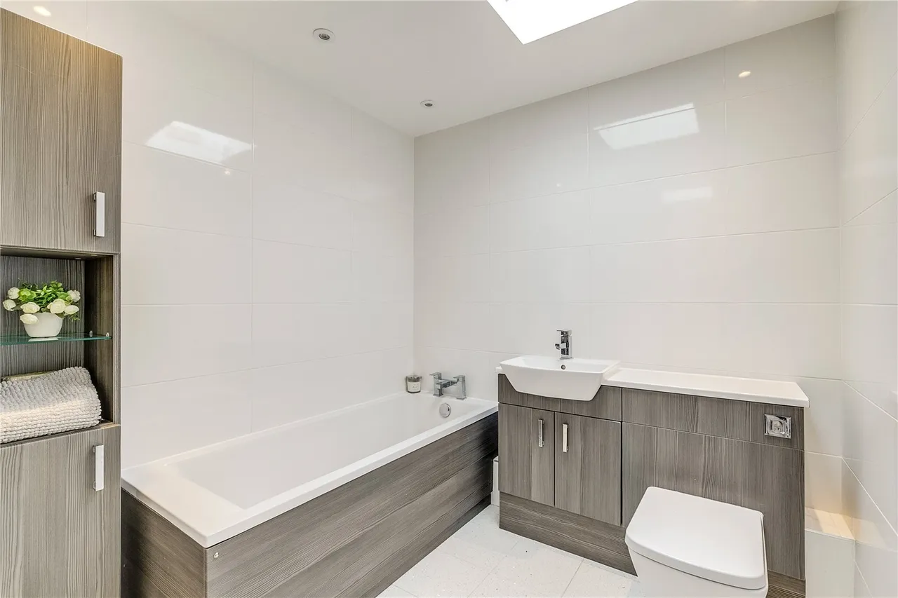 St Martins Road, Knebworth, SG3, photo 6
