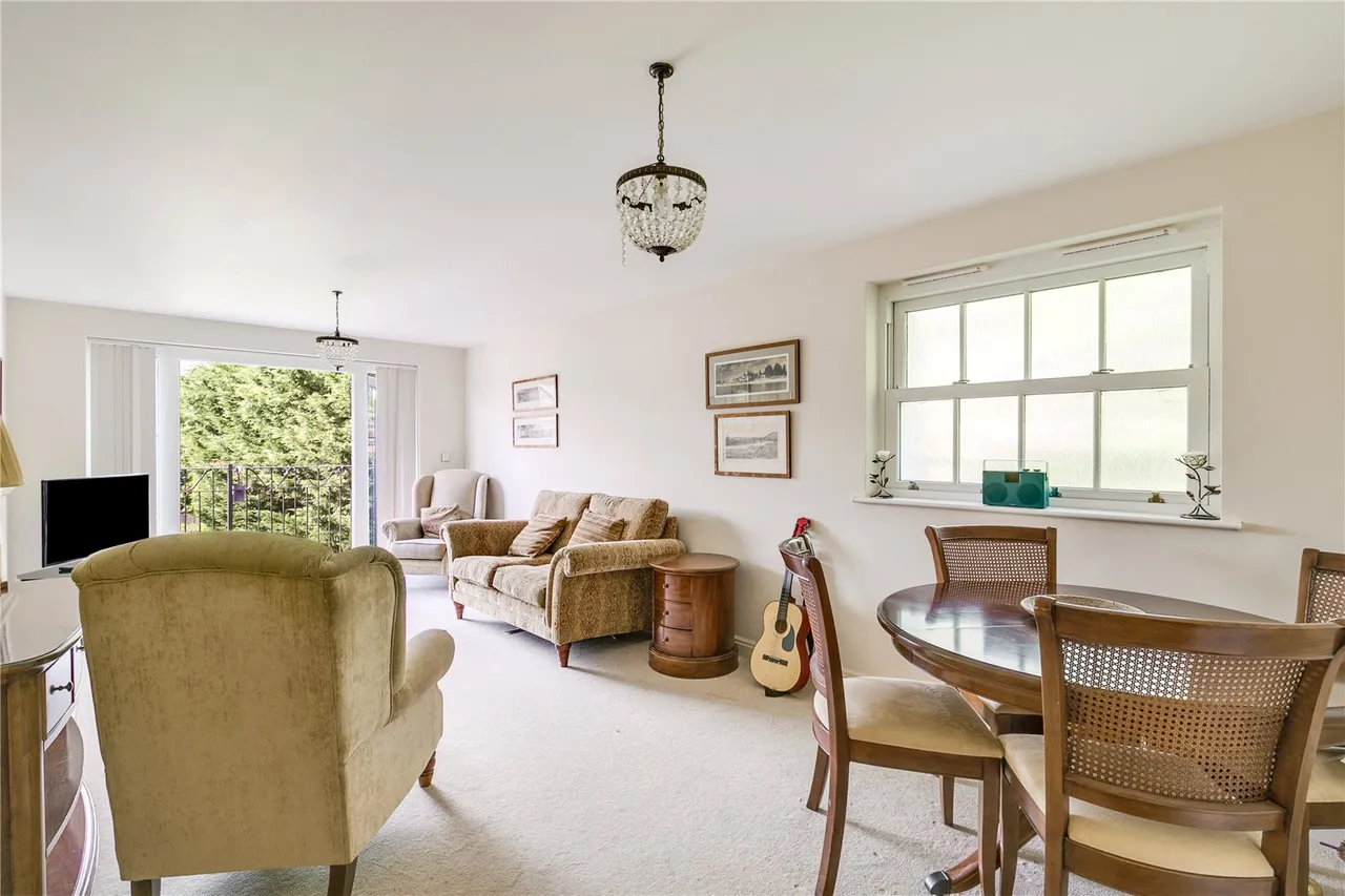 St Martins Road, Knebworth, SG3, photo 4