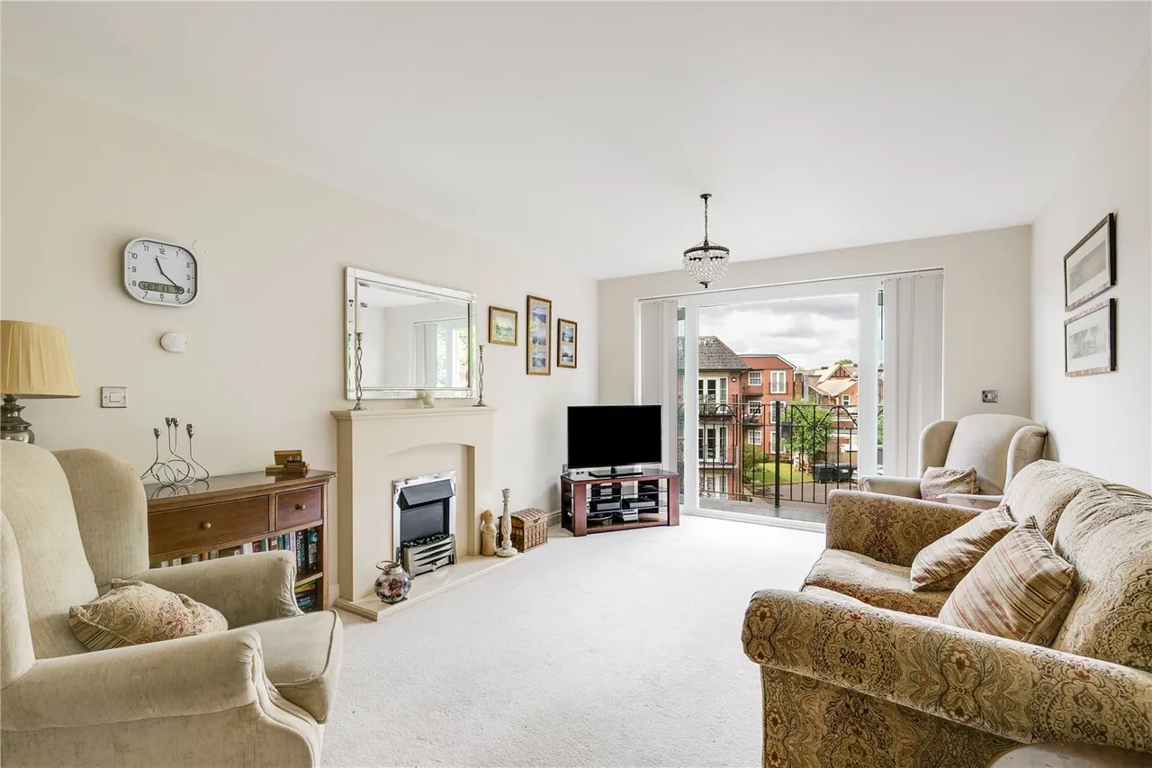 St Martins Road, Knebworth, SG3, photo 5