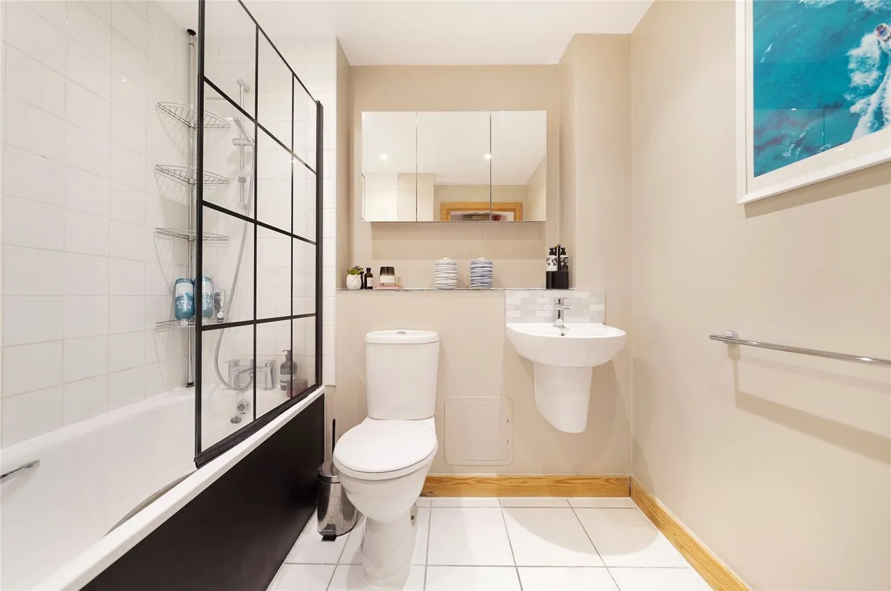 Wick Lane, London, E3, photo 10