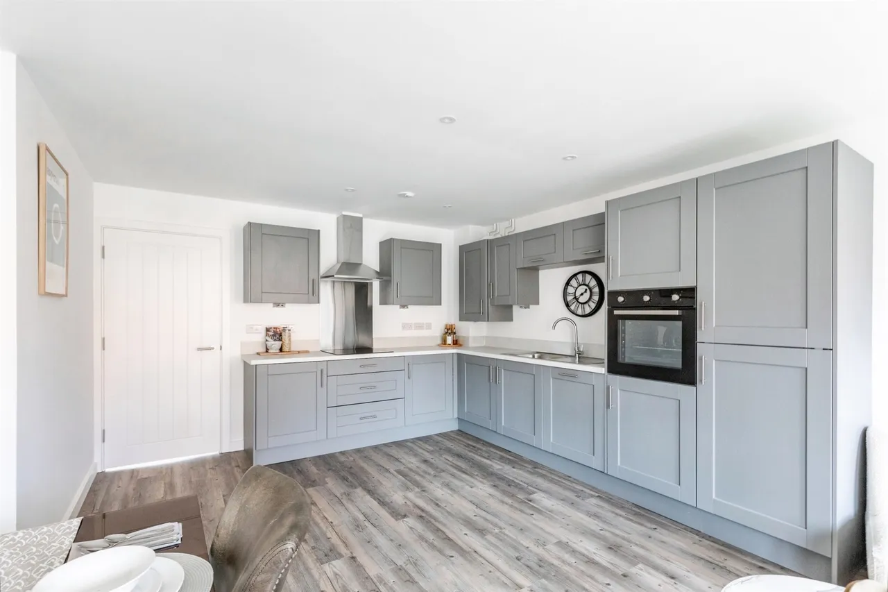 3 bed house for sale — Brick Kiln Road, Raunds, Wellingborough