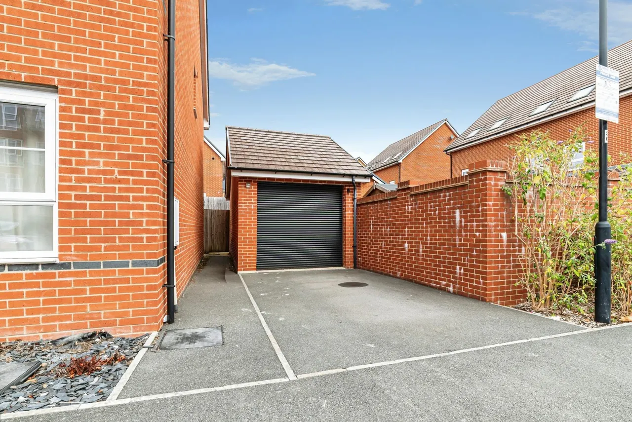 Simpson Road, Basingstoke, RG21, photo 30