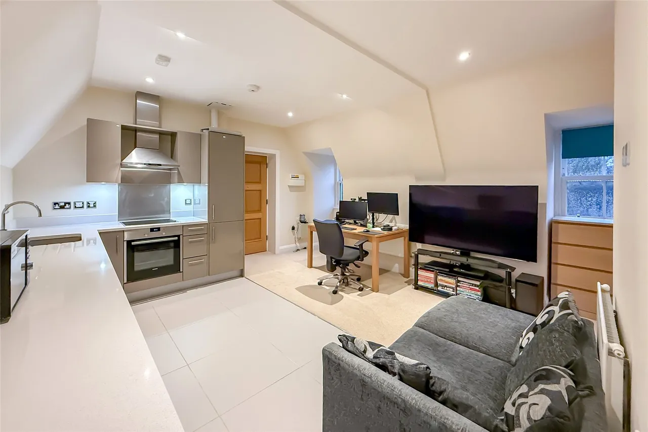 Townsend Lane, Harpenden, Hertfordshire, AL5 2FE, photo 3