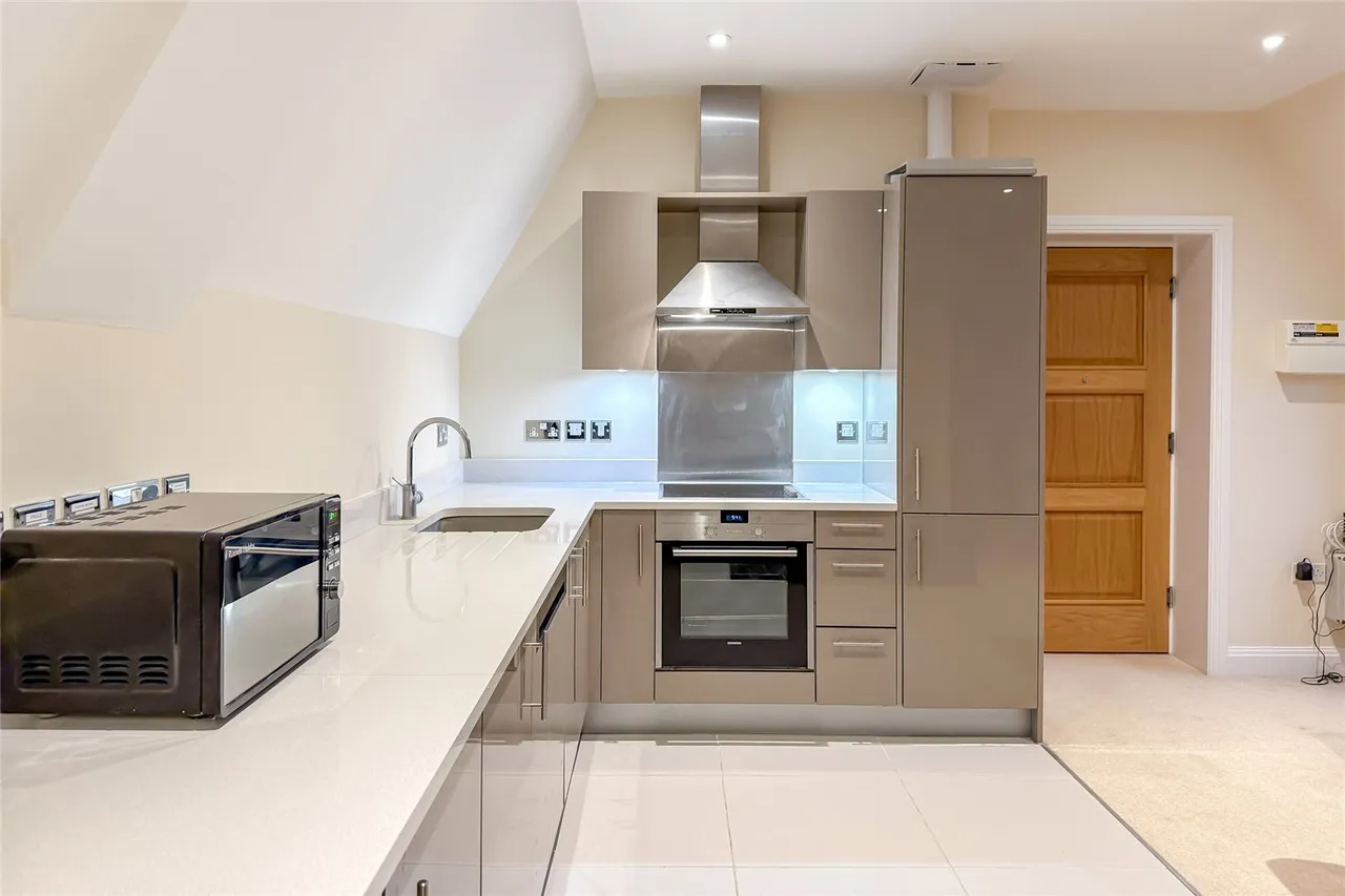 Townsend Lane, Harpenden, Hertfordshire, AL5 2FE, photo 10