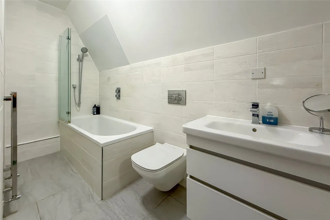 Townsend Lane, Harpenden, Hertfordshire, AL5 2FE, photo 6
