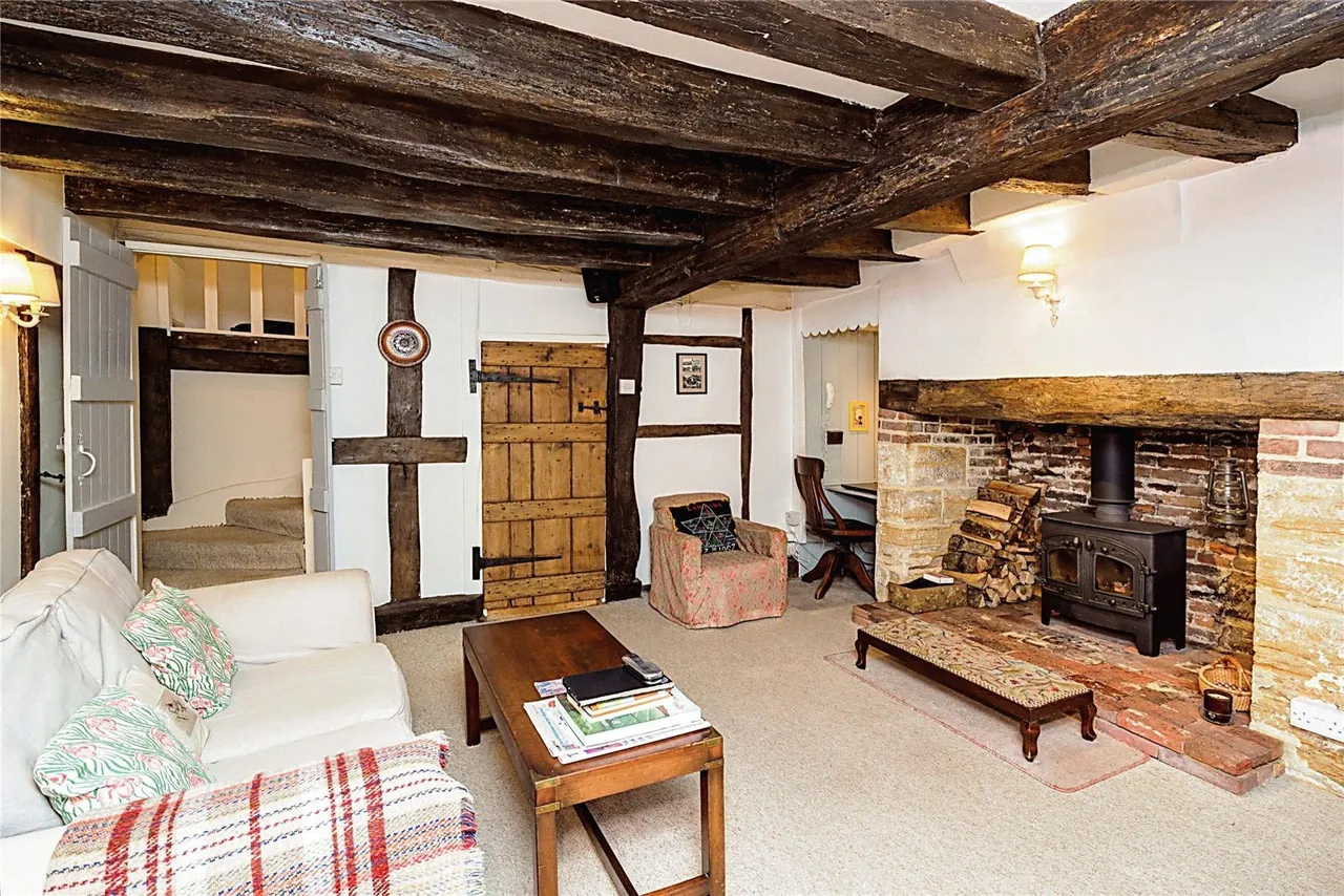 High Street, Robertsbridge, TN32, photo 5